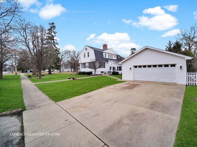 173 Pomeroy Ave, Crystal Lake, IL 60014 - view of front of home featuring a detached garage