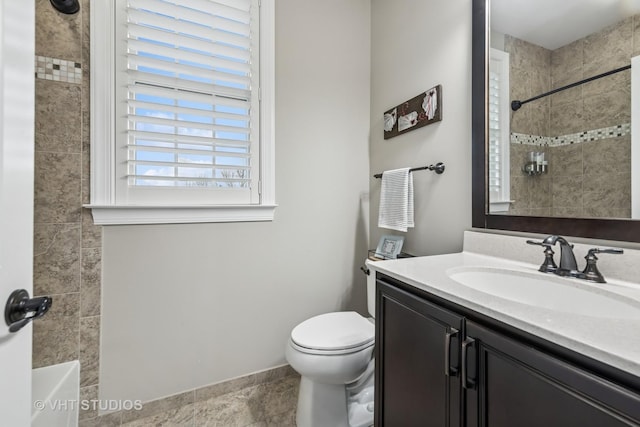 6 Shenandoah Cir S, Barrington, IL 60010 - full bath featuring toilet, vanity, and baseboards