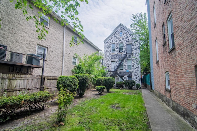 2243 S Sawyer Ave, Chicago, IL 60623 - view of community with fence