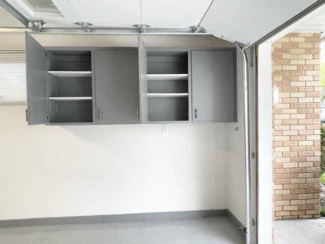 1299 Riverlane Dr, Bradley, IL 60915 - view of closet