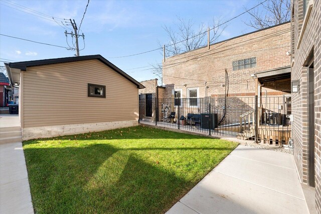 3502 S Union Ave, Chicago, IL 60609 - view of yard