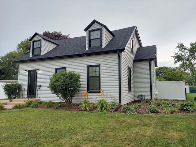 1613 Jones St, Joliet, IL 60435 - view of front of property featuring a shingled roof