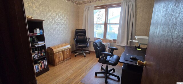 508 N Fayette, Carthage, IL 62321 - office featuring light wood-style floors and a textured wall