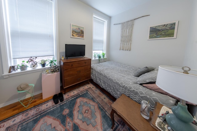 1304 N Campbell Ave, Chicago, IL 60622 - bedroom with baseboards