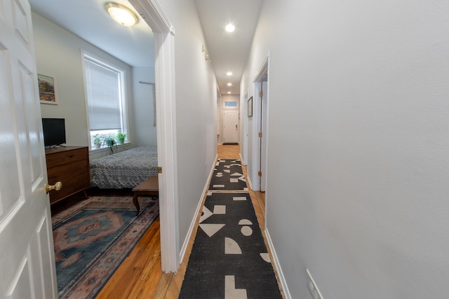 1304 N Campbell Ave, Chicago, IL 60622 - hall with light floors and baseboards