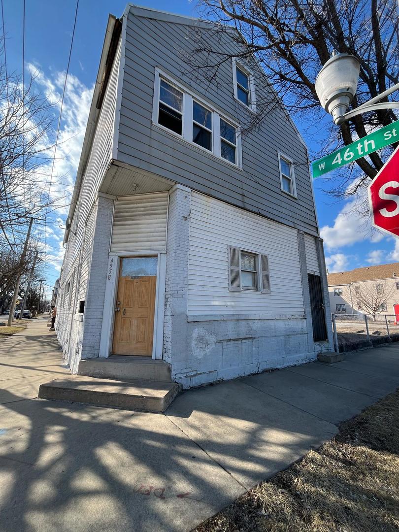 4558 S Laflin St, Chicago, IL 60609 - photo 1