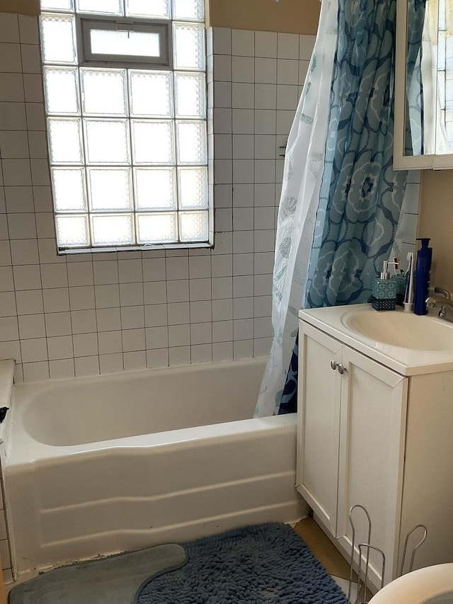 651 Douglas Ave, Calumet City, IL 60409 - bathroom with vanity and shower / bath combination with curtain