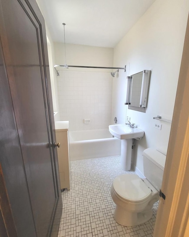 7050 N Washtenaw Ave Unit 2, Chicago, IL 60645 - photo 7