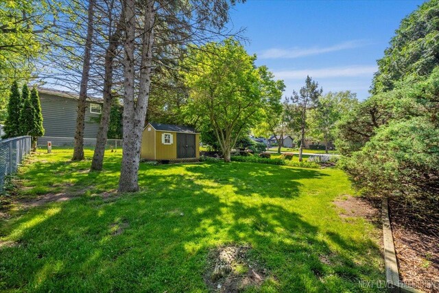 602 S Vista Dr, Algonquin, IL 60102 - view of yard