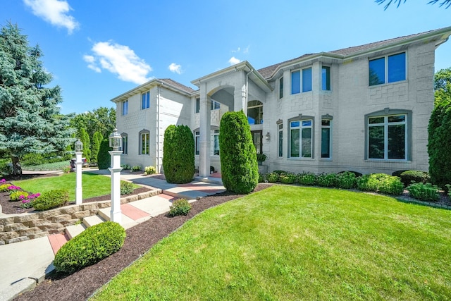 20659 Abbey Dr, Frankfort, IL 60423 - view of front of home with a front lawn