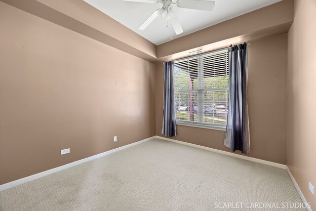2319 Georgetown Ct, Aurora, IL 60503 - unfurnished room with light carpet and ceiling fan