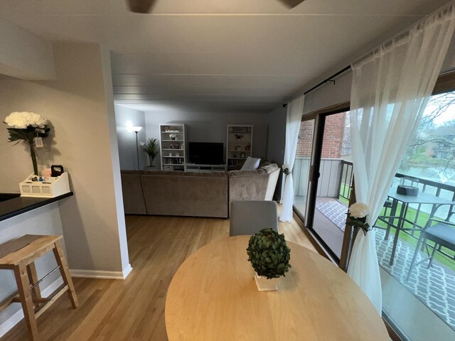 2310 Woodbridge Way Unit 2A, Lombard, IL 60148 - photo 3