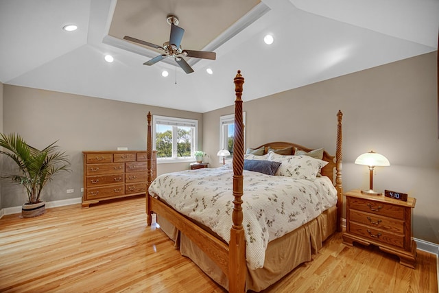 934 Robertson Rd, South Elgin, IL 60177 - bedroom featuring lofted ceiling, recessed lighting, light wood finished floors, and ceiling fan