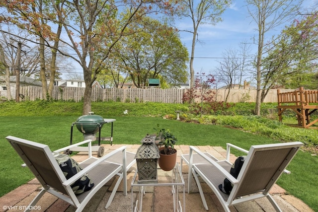 807 Webster Ave, Wheaton, IL 60187 - view of patio with fence