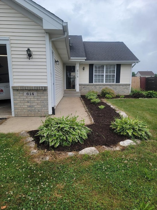 614 Bayfield Rd, Rockton, IL 61072 - photo 3