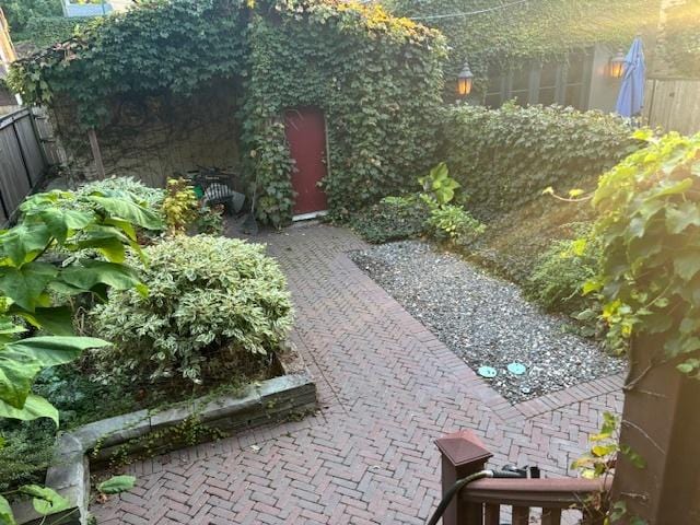 1957 W Schiller St, Chicago, IL 60622 - view of yard