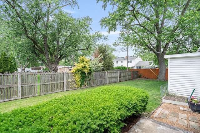 2201 W Acres Rd, Joliet, IL 60435 - view of yard