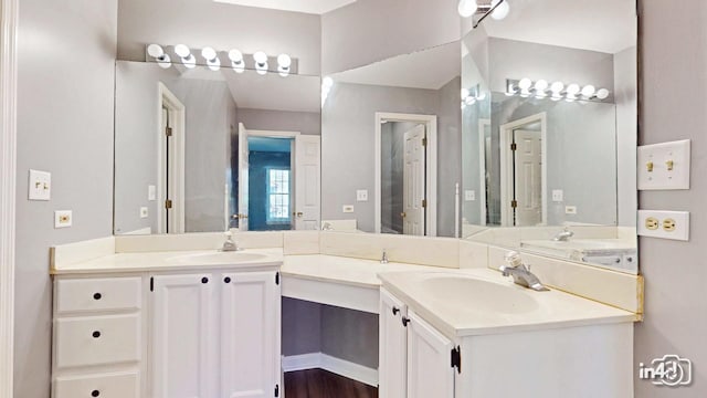183 W Brandon Ct Unit C, Palatine, IL 60067 - full bath with vanity