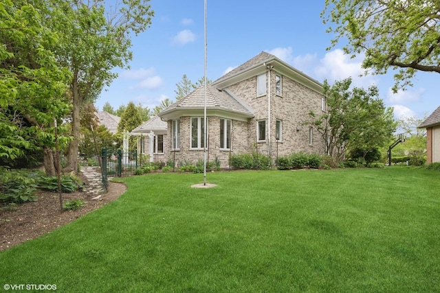 208 Carriage Hill Cir, Libertyville, IL 60048 - photo 28