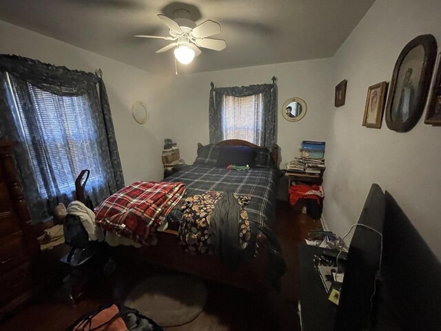 221 Heine Ave, Elgin, IL 60123 - bedroom featuring a ceiling fan