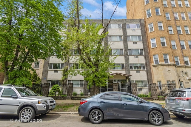 5854 N Kenmore Ave Unit 2B, Chicago, IL 60660 - photo 2