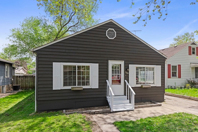 120 Anderson Ave, Joliet, IL 60433 - view of front of property featuring entry steps
