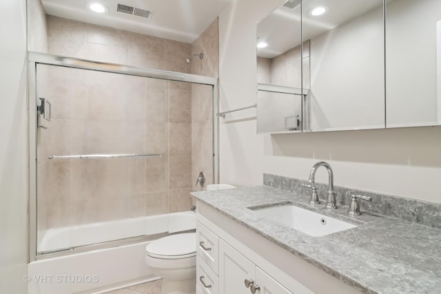 1019 Rockland Rd, Lake Bluff, IL 60044 - full bath featuring vanity, shower / bath combination with glass door, and recessed lighting