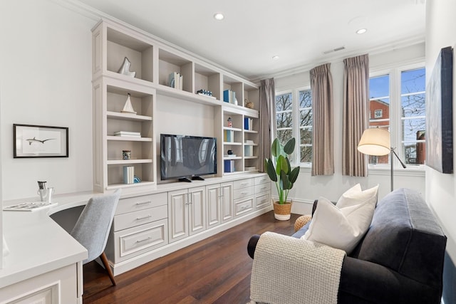 home office with dark wood-style flooring, visible vents, recessed lighting, and crown molding
