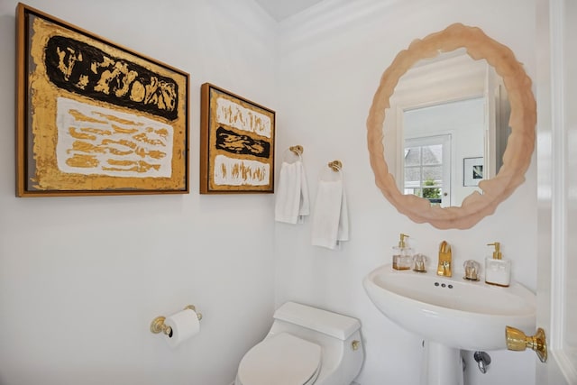bathroom featuring toilet