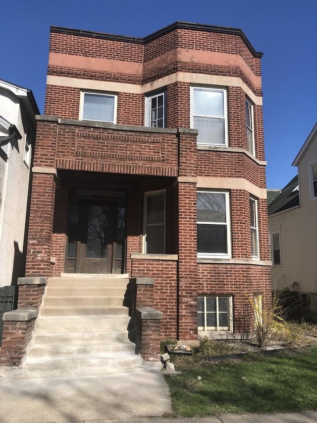 6129 N Hermitage Ave, Chicago, IL 60660 - photo 1