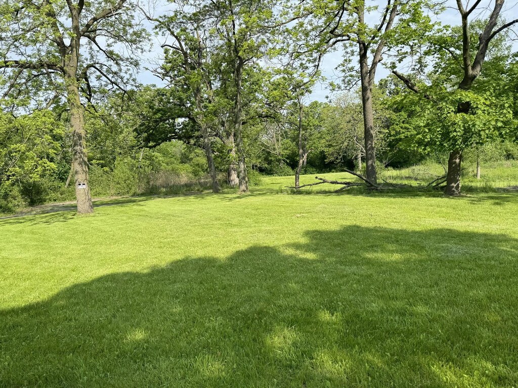 480 Saunders Rd, Lake Forest, IL 60045 - photo 1
