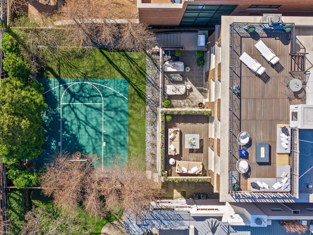 1853 N Burling St, Chicago, IL 60614 - drone / aerial view