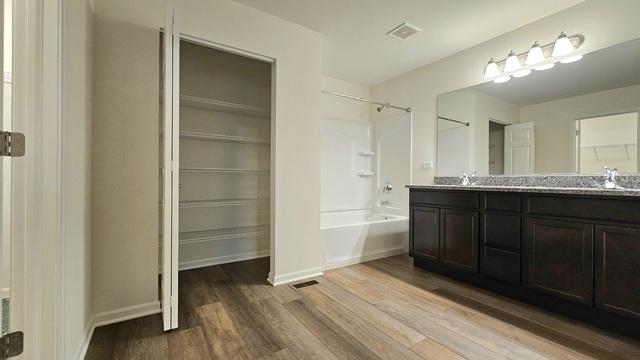 19723 Oakwood Ave, Lynwood, IL 60411 - photo 7