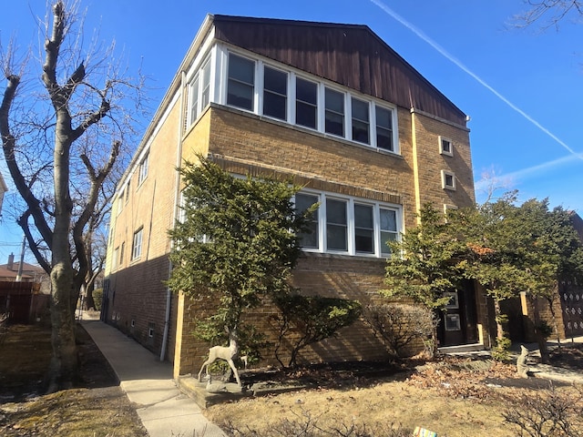 6304 N Troy St, Chicago, IL 60659 - photo 3