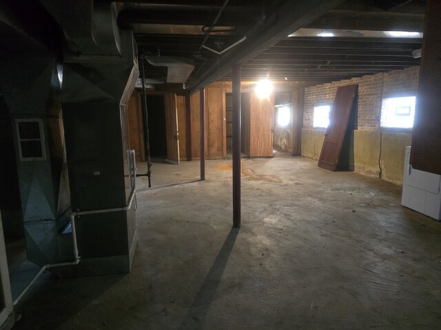 6304 N Troy St, Chicago, IL 60659 - photo 26
