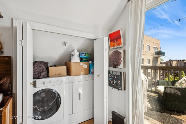 1943 N Whipple St, Chicago, IL 60647 - washroom featuring independent washer and dryer and wood finished floors