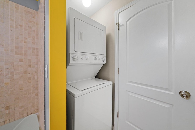 4700 N Monticello Ave Unit 102, Chicago, IL 60625 - laundry area with stacked washer and clothes dryer