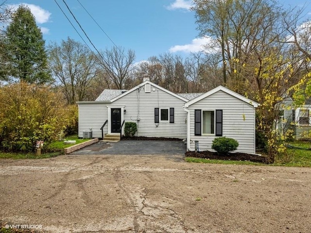 21621 W Cedar Ave, Lake Villa, IL 60046 - photo 4