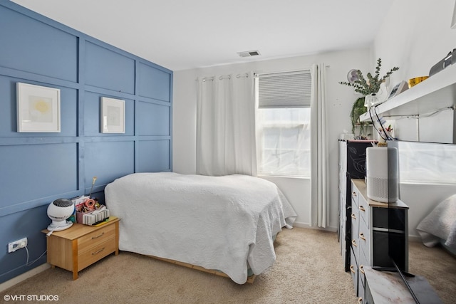 639 Concord Way, Prospect Heights, IL 60070 - bedroom featuring visible vents, baseboards, and light carpet