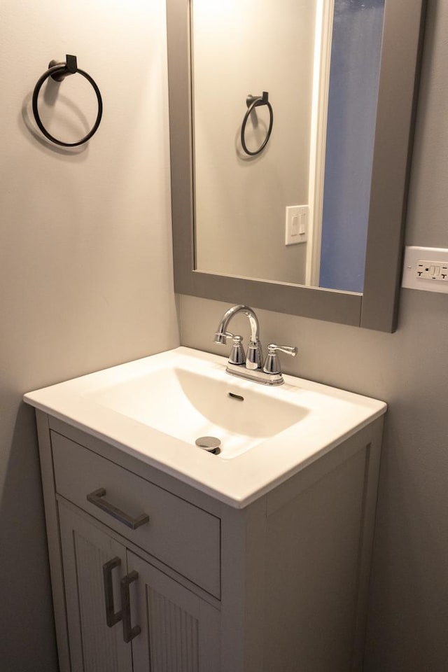 4147 Prairie St, Schiller Park, IL 60176 - bathroom featuring vanity