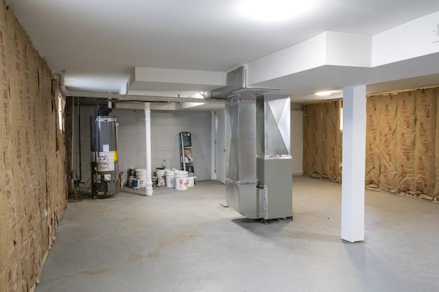 4147 Prairie St, Schiller Park, IL 60176 - below grade area with heating unit and water heater