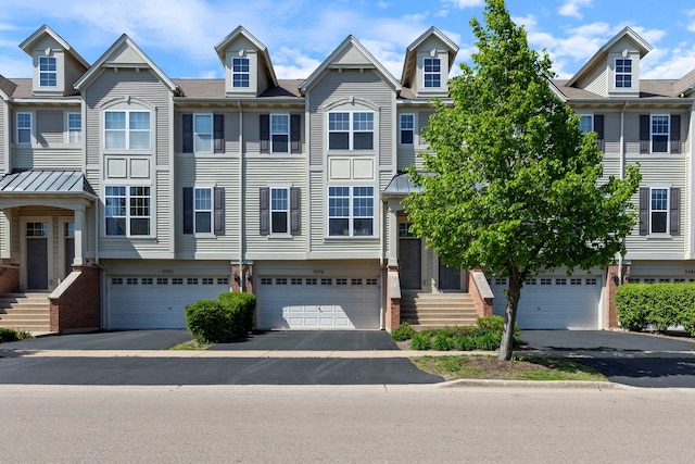 3576 Gabrielle Ln, Aurora, IL 60504 - townhome / multi-family property with driveway and a garage
