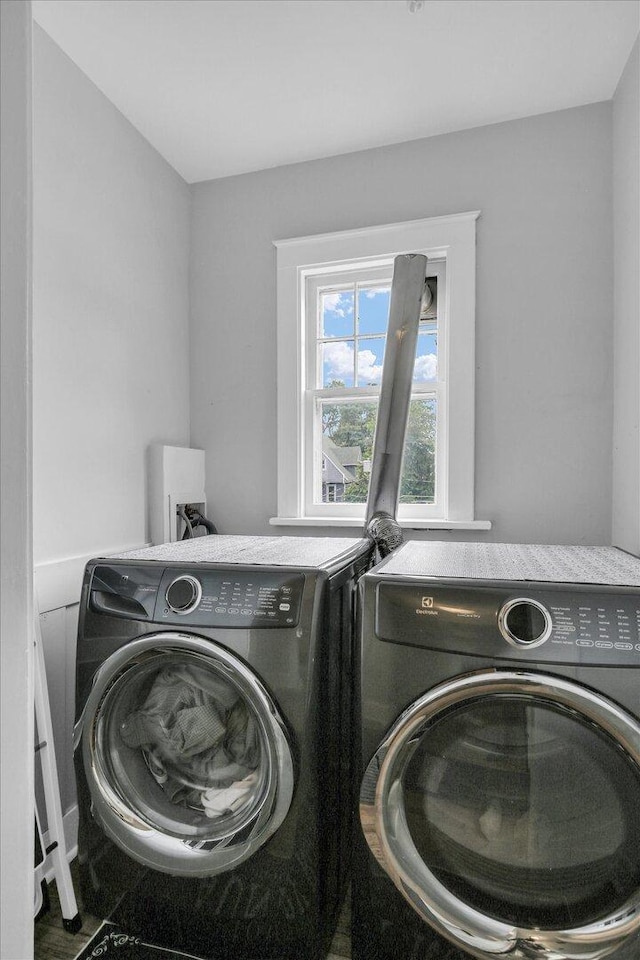 708 W Church St, Champaign, IL 61820 - washroom featuring washer and clothes dryer