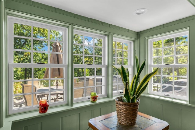 2066 County Road 125 E, Mahomet, IL 61853 - view of sunroom / solarium