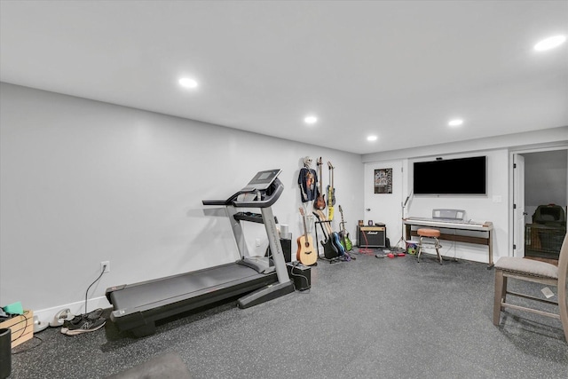 2066 County Road 125 E, Mahomet, IL 61853 - exercise room with recessed lighting