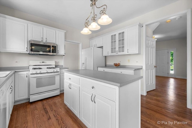 813 Cloverdale Ln, Bolingbrook, IL 60440 - photo 9
