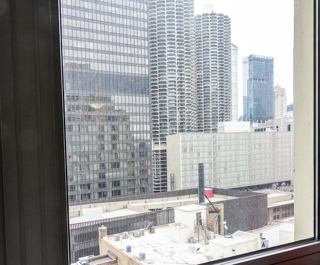 440 N Wabash St Unit 1807, Chicago, IL 60611 - bathroom featuring a city view