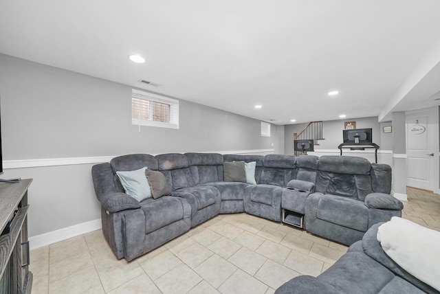 living area with baseboards, visible vents, recessed lighting, and light tile patterned flooring