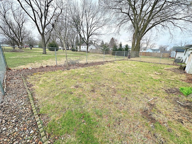 view of yard featuring fence
