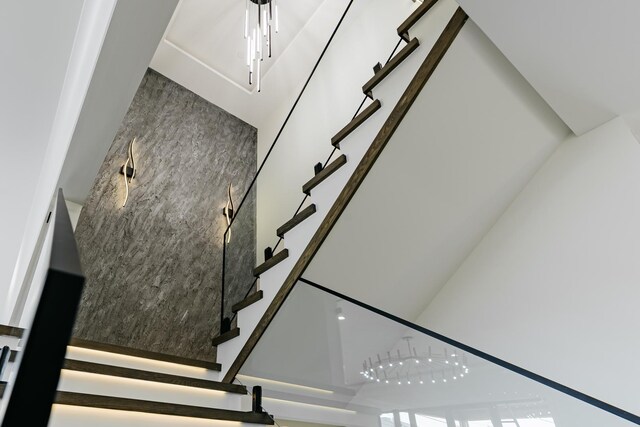1906 Lee St, Des Plaines, IL 60018 - view of staircase
